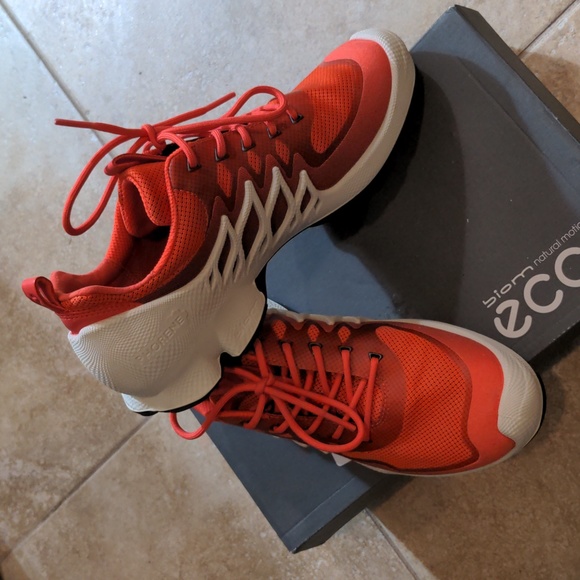 Brand new Women's ECCO Biom AEX Trainer Running Shoes, 6-6.5 / 37 (fit US7-EU38) - Picture 2 of 5